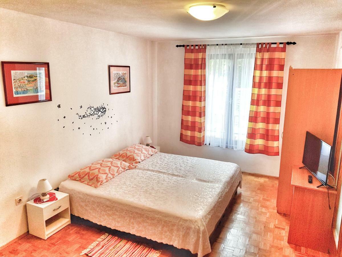 Apartment Nena Novi Vinodolski Eksteriør billede