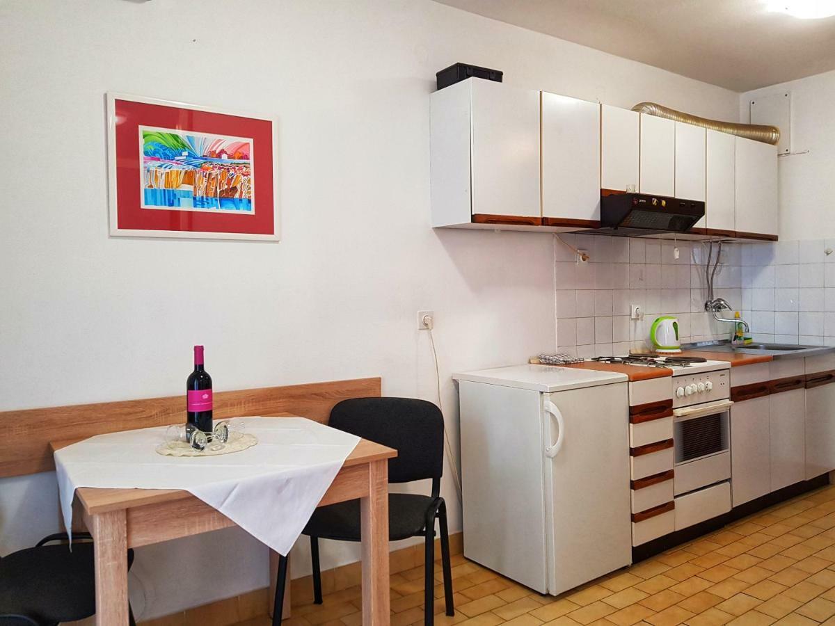 Apartment Nena Novi Vinodolski Eksteriør billede